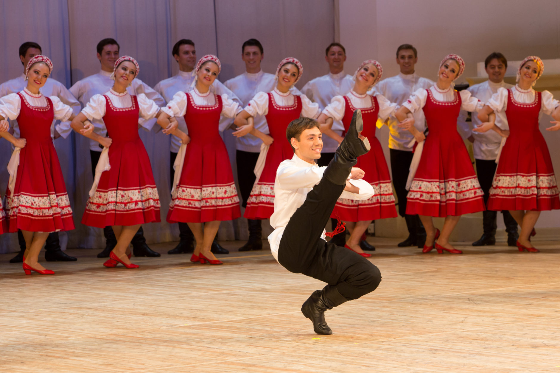 Ballet Igor Moiseyev en el Teatro Cartuja Center Cite de Sevilla